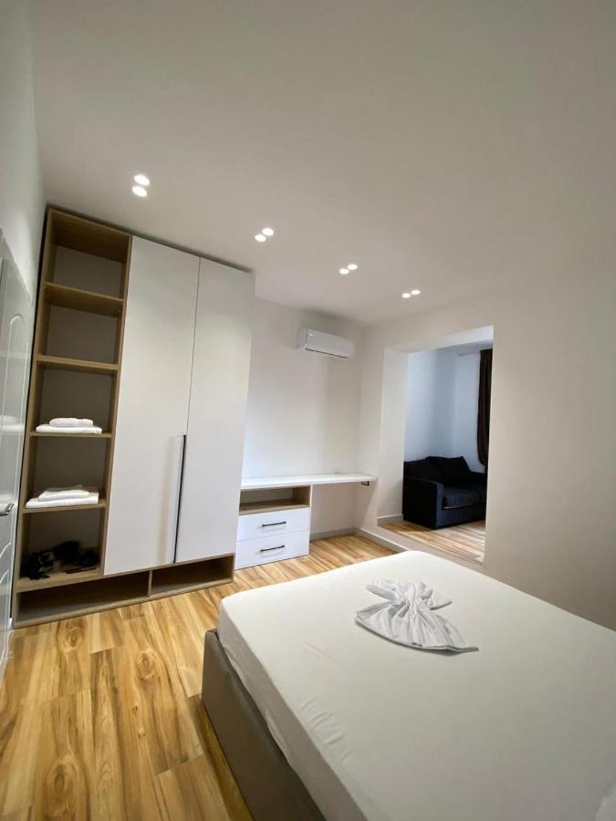 Luxury Apartments Blloku Тирана Экстерьер фото