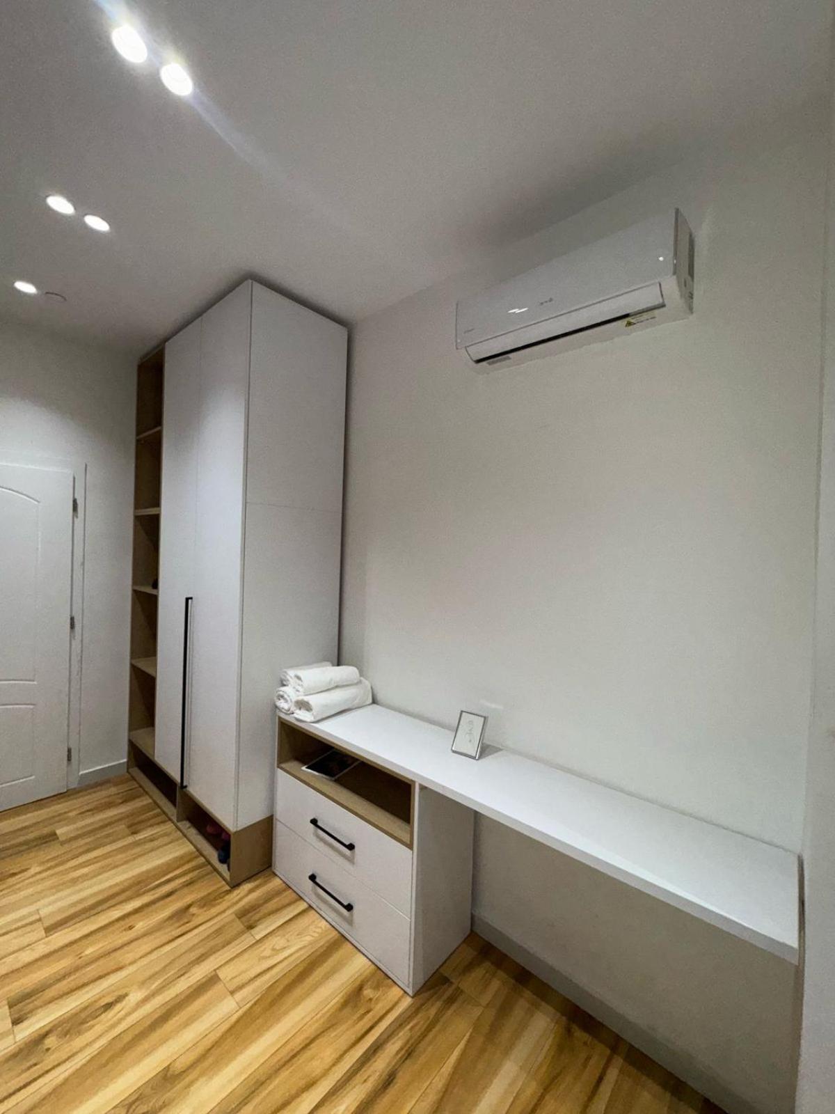 Luxury Apartments Blloku Тирана Экстерьер фото